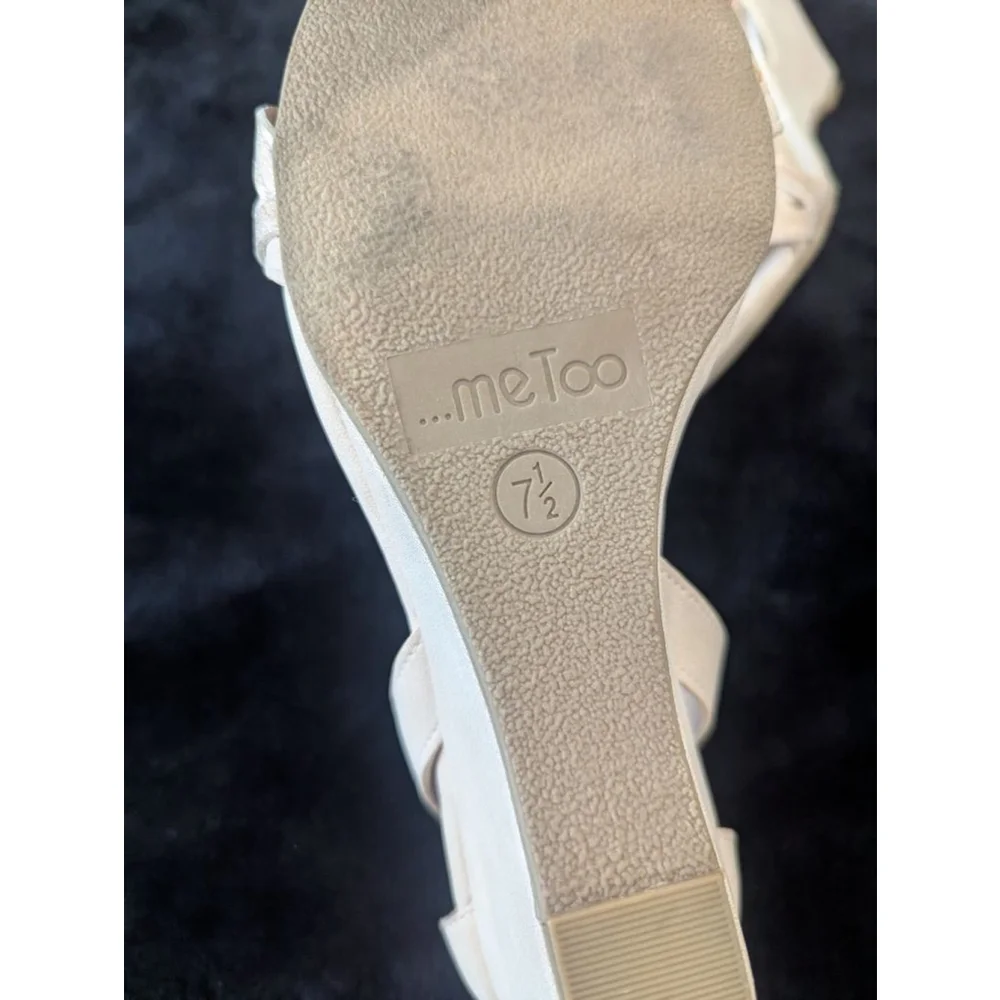 EUC Me Too Neutral Color Wedge Shoes 7.5